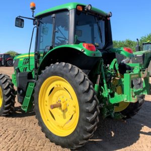 2017 JOHN DEERE 6120M X960608