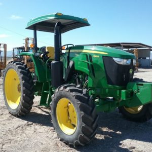 2017 JOHN DEERE 6105E X717278